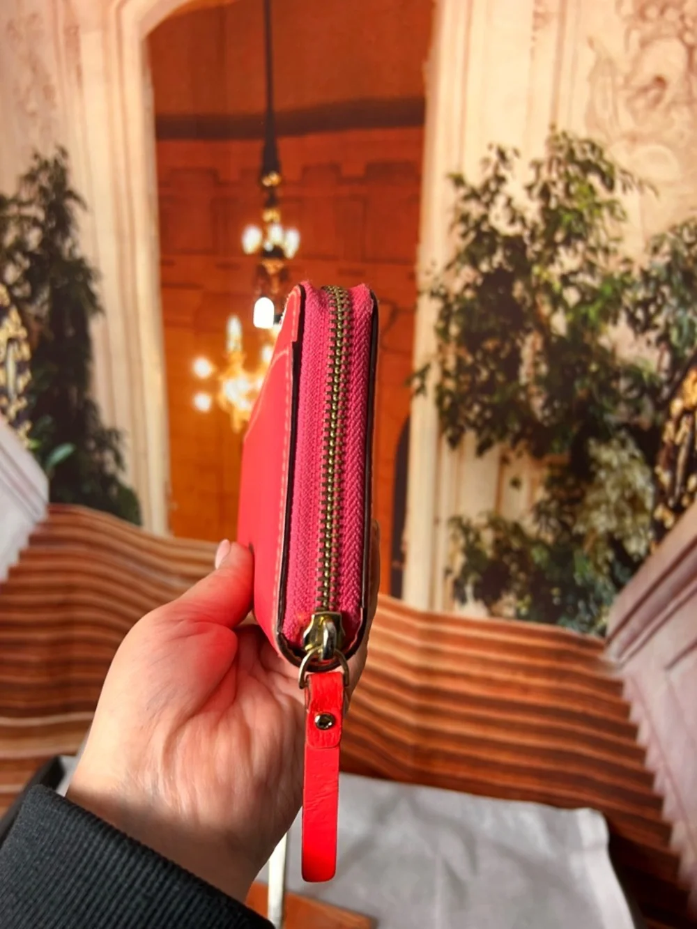 kate spade ♠️  New York Hot Pink Zip-Around Leather Wallet 12 card slots Lined